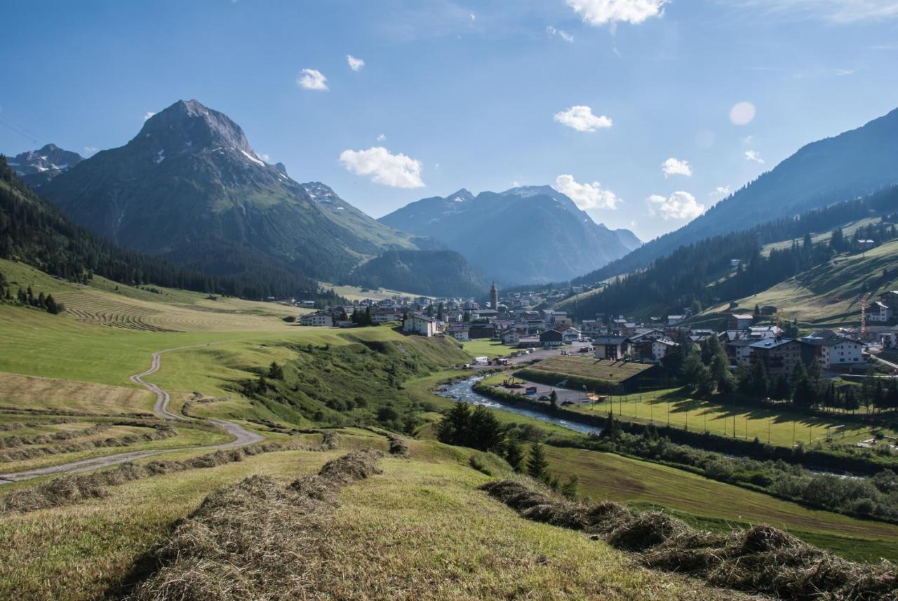 Haus Schrofenstein Bed & Breakfast Lech am Arlberg Eksteriør bilde