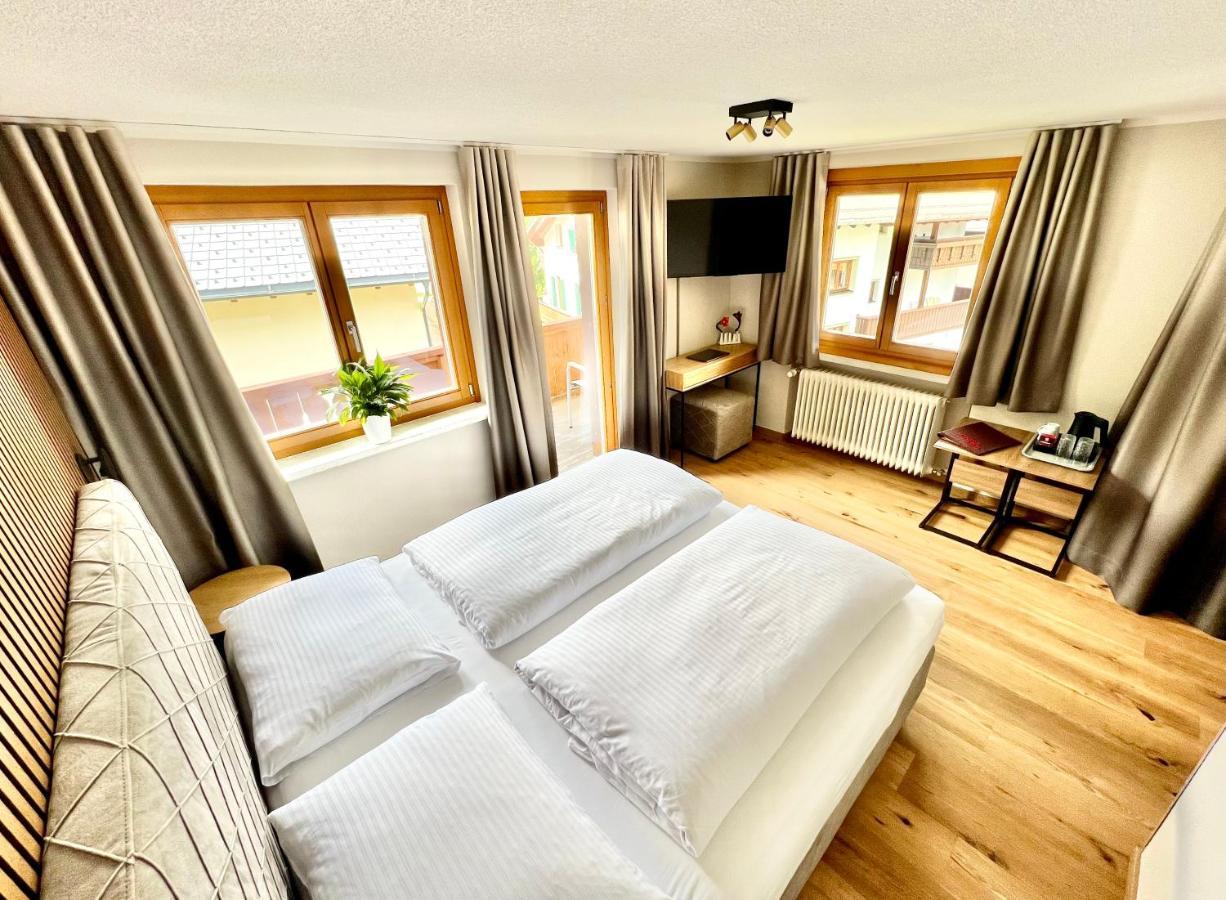 Haus Schrofenstein Bed & Breakfast Lech am Arlberg Eksteriør bilde