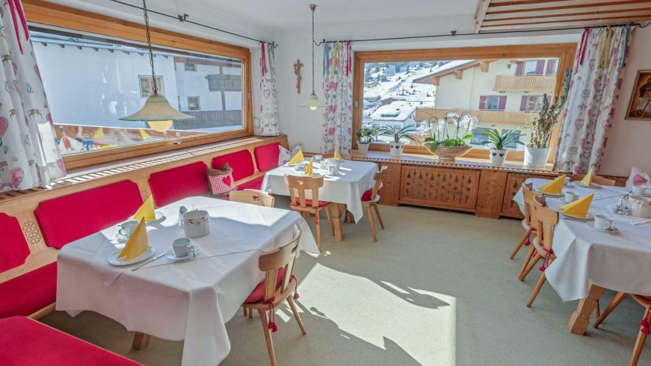 Haus Schrofenstein Bed & Breakfast Lech am Arlberg Eksteriør bilde